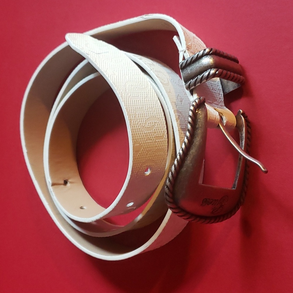 GUESS BELT